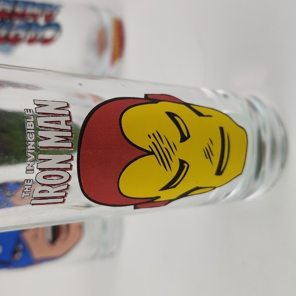 MARVEL Set of 4 2 Oz glasses: Hulk, Capt. AMERICA, Iron Man, 2010 - Picture 13 of 17